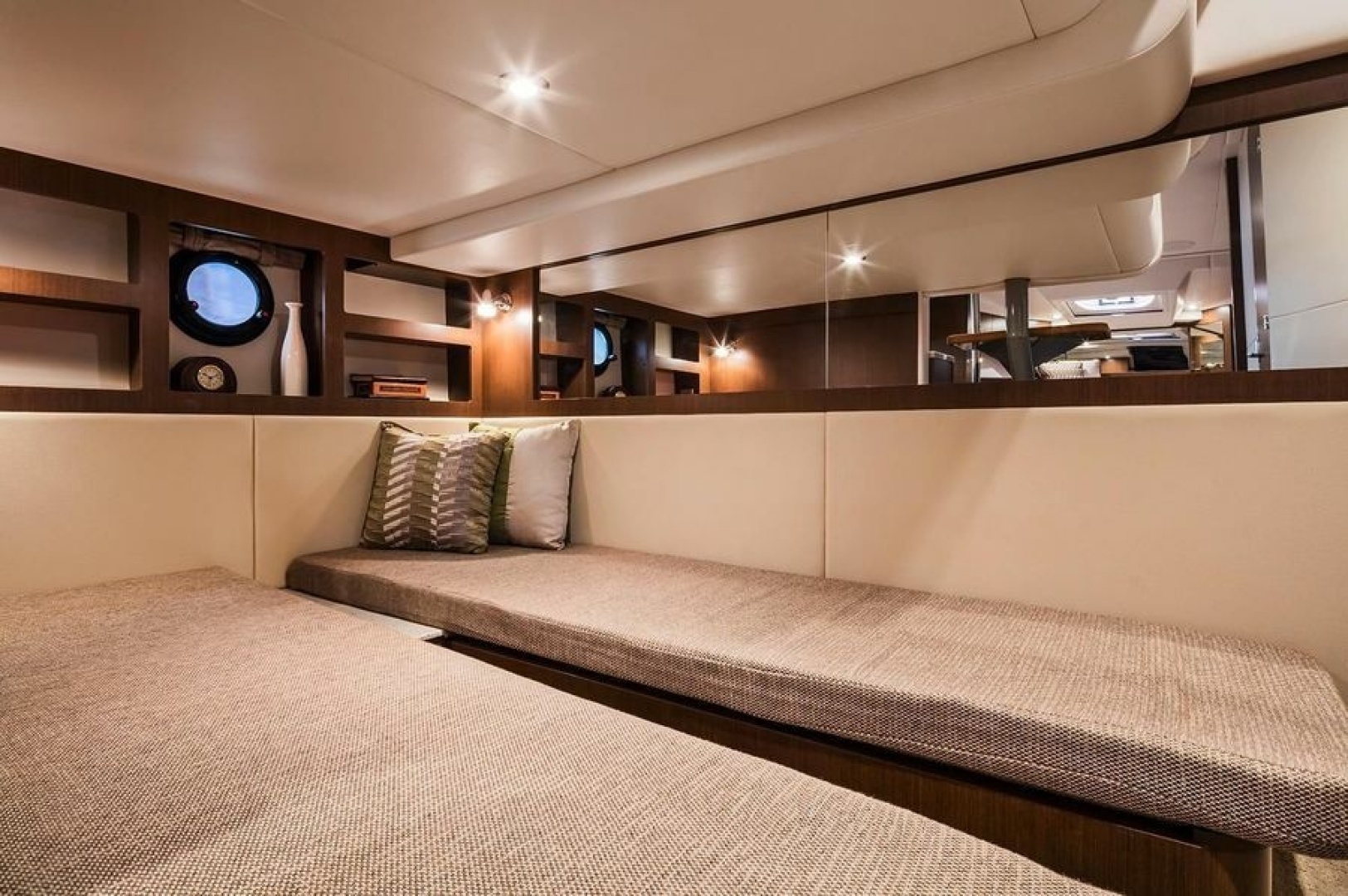 2018 Sea Ray — - Image 82