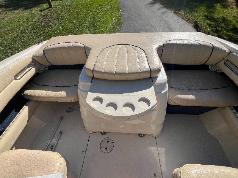 1999 Sea Ray 230 Overnighter - 68