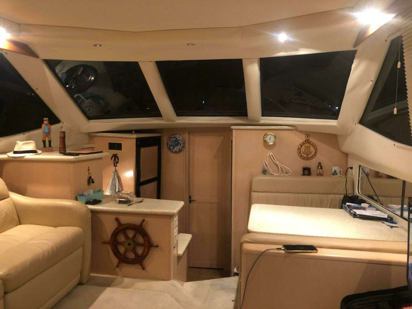 1999 Carver 356 Aft Cabin - Image 27