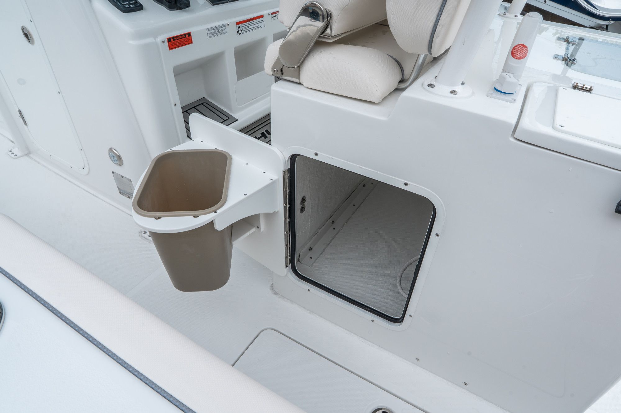 2026 Sea Hunt Gamefish 28 Forward Seating - 17
