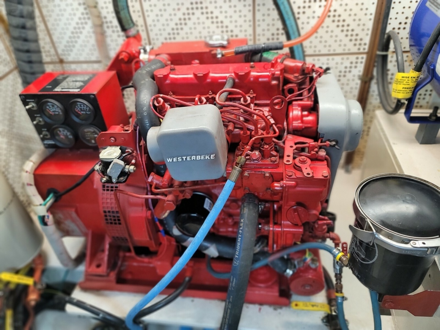 1990 DeFever Offshore Cruiser - Image 32