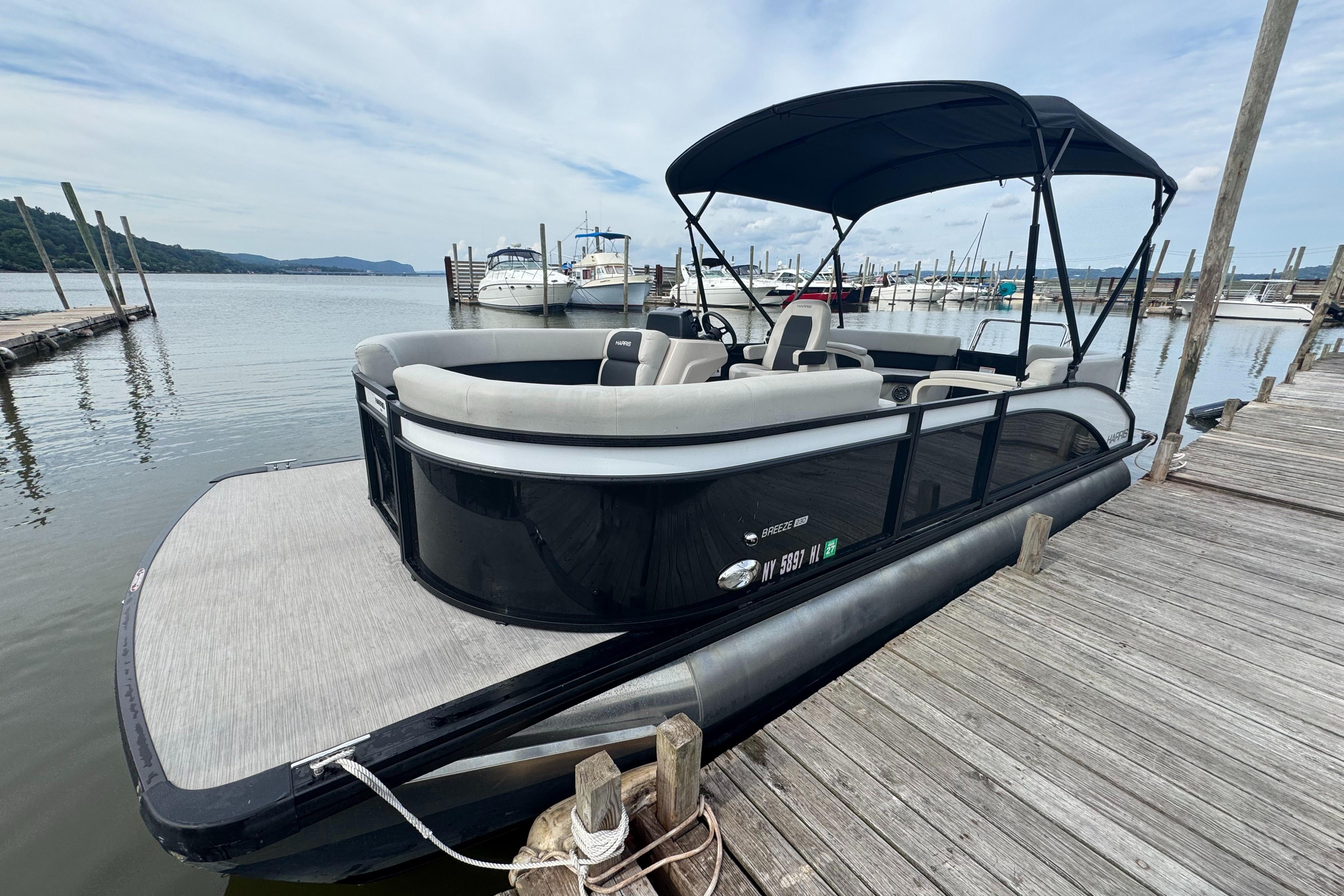 2024 Harris Breeze 230