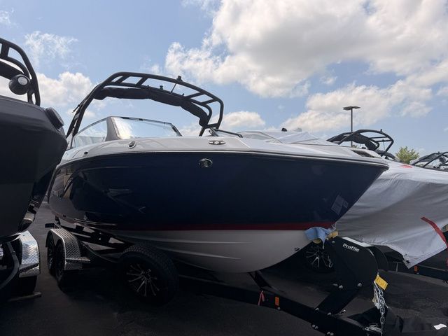2026 Yamaha Boats 222SE