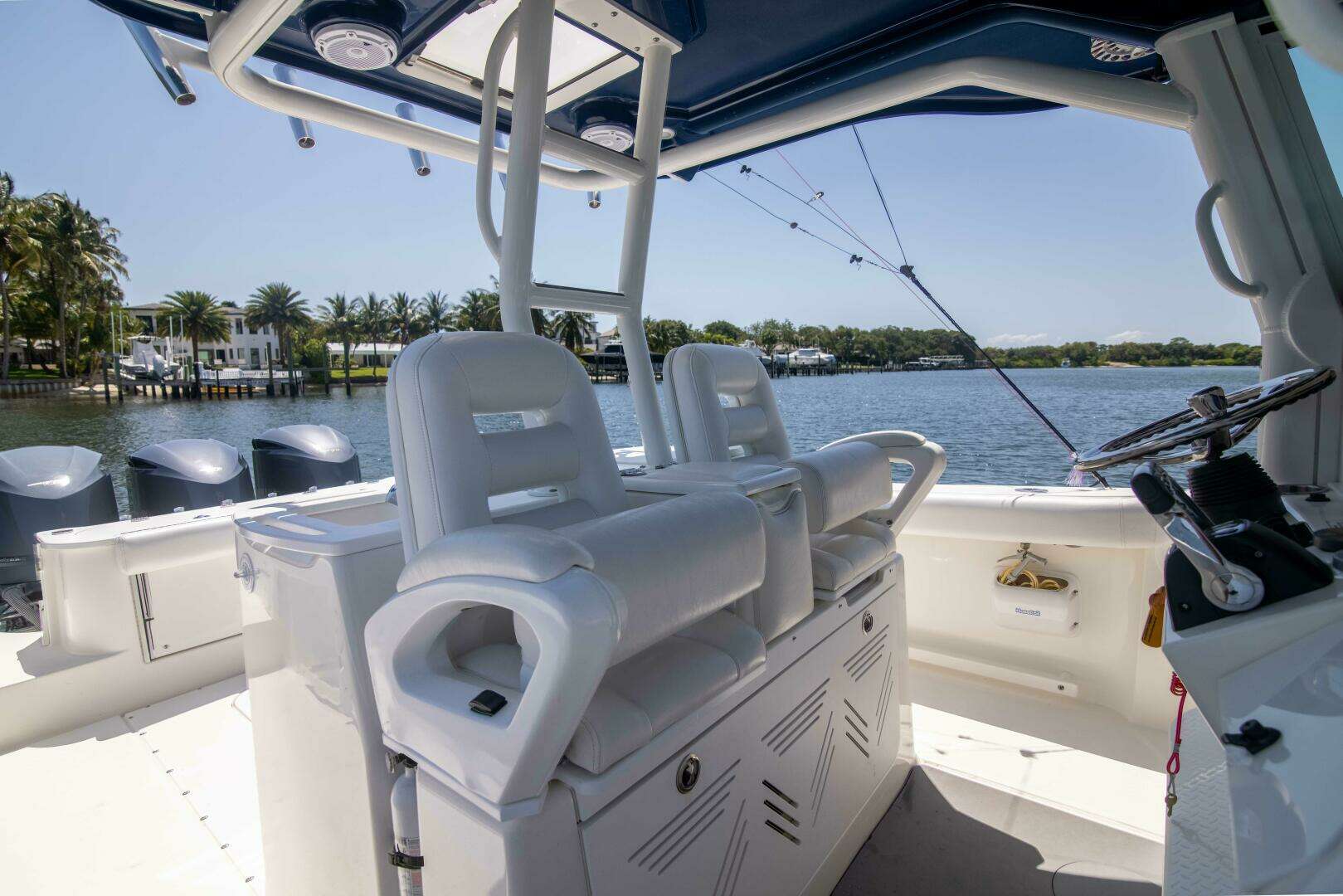 2009 Everglades 350CC - Image 12