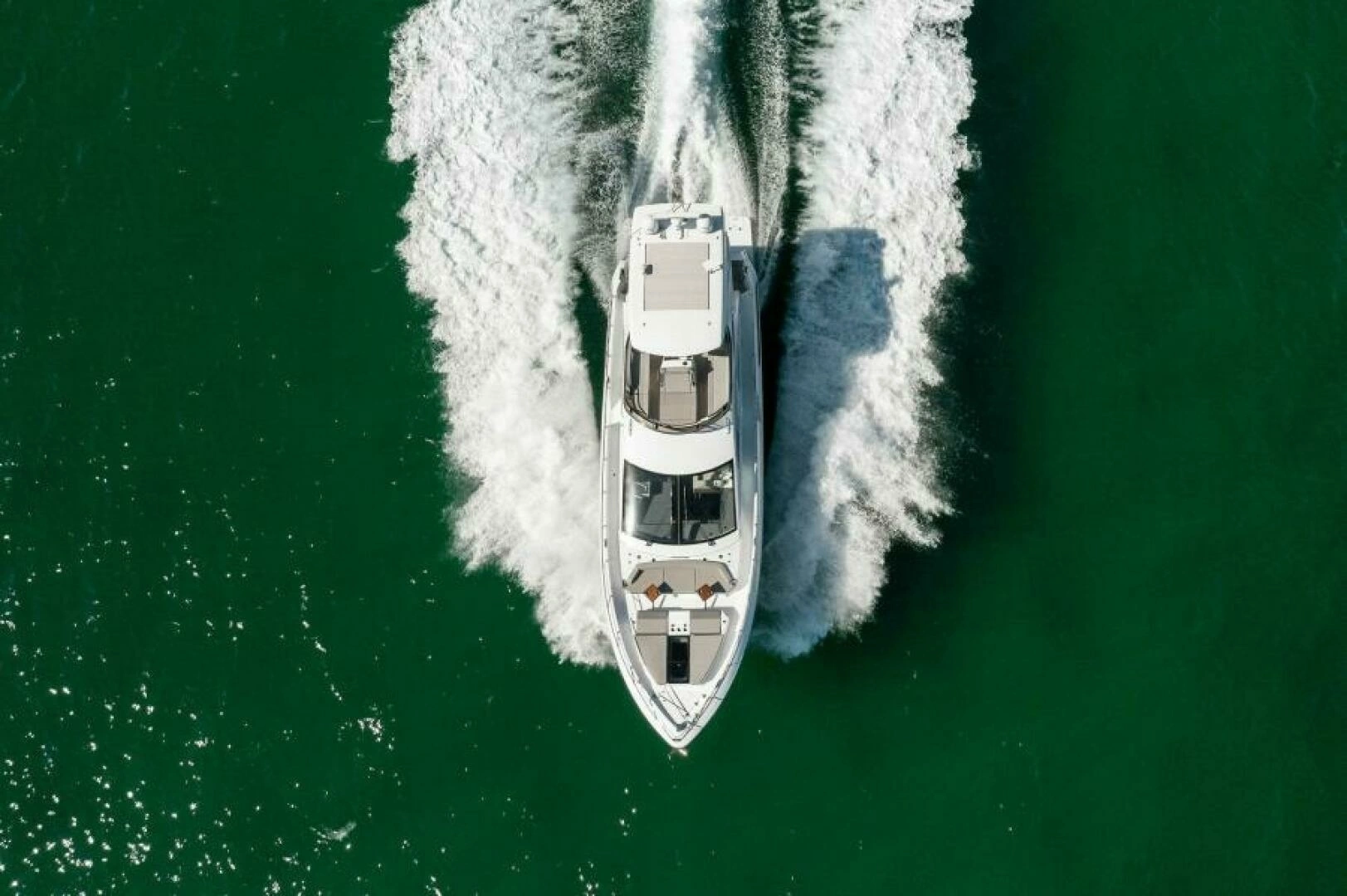 2023 Cruisers Yachts 60 Cantius Fly - Image 68