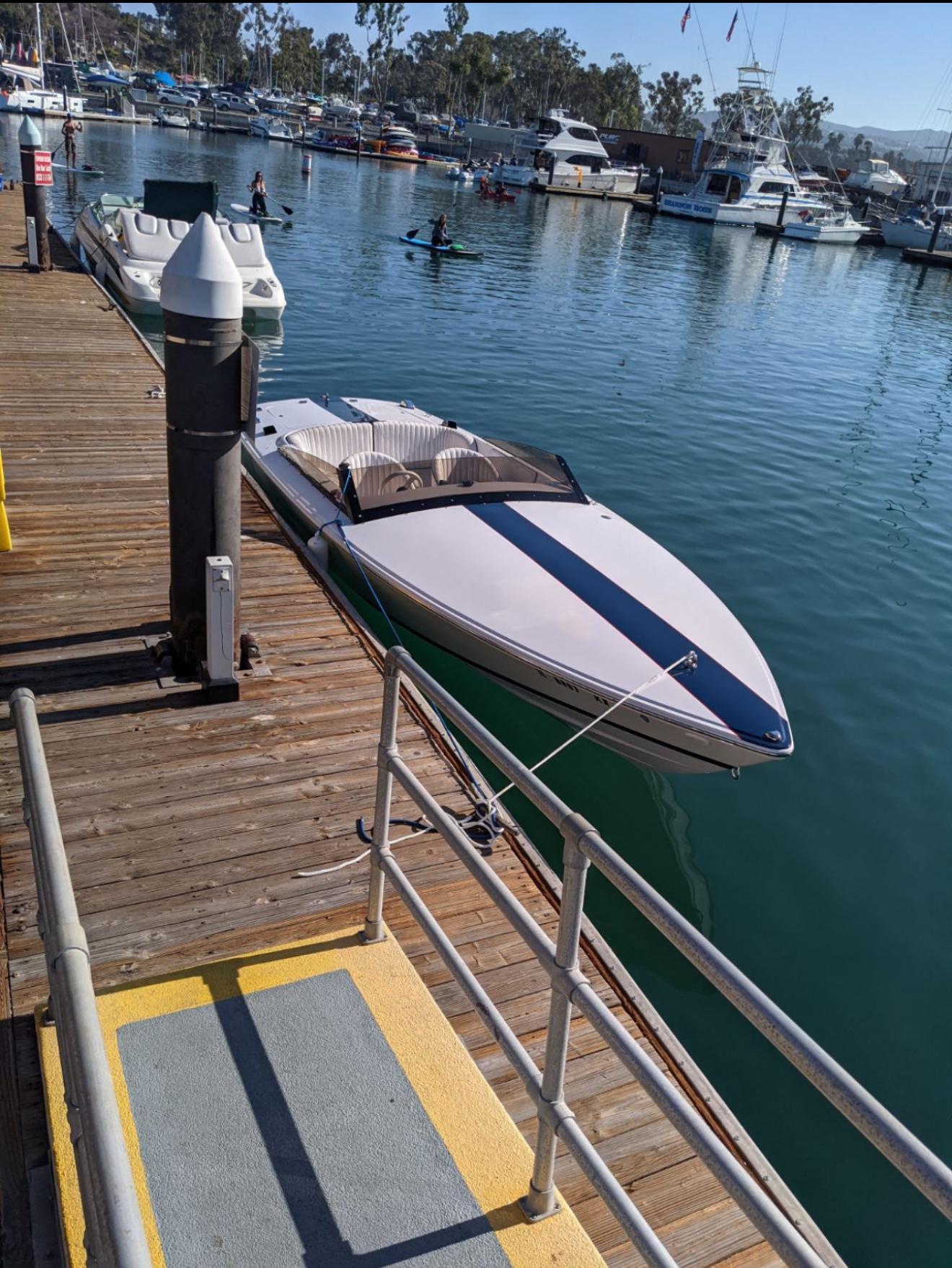 2005 Donzi 28 ZX