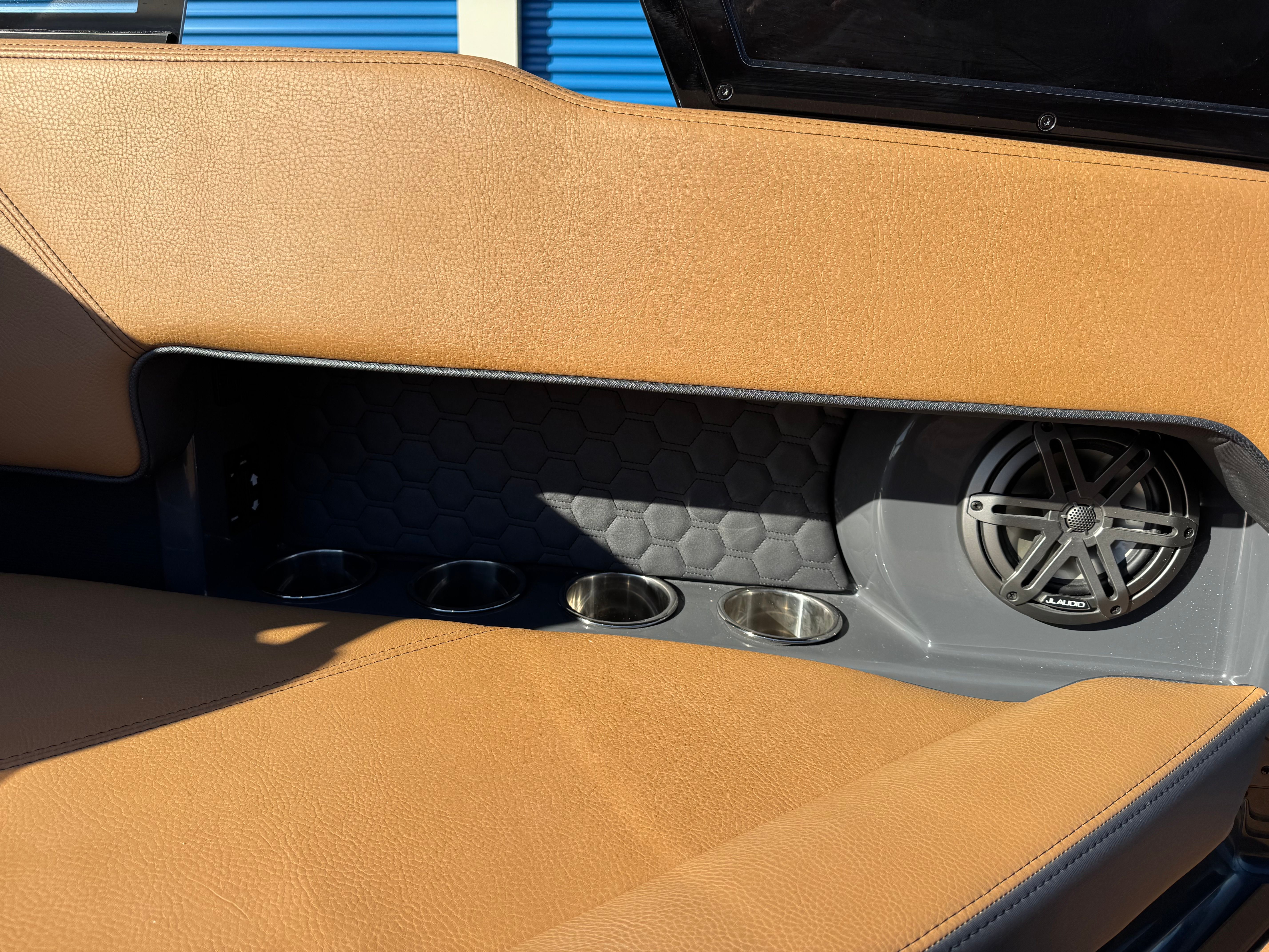 2026 Cobalt R4 Surf - 68