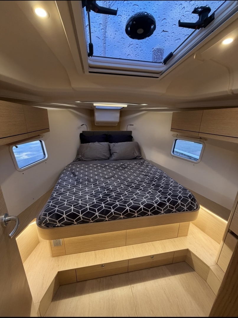 2022 Hanse 418 - Image 17