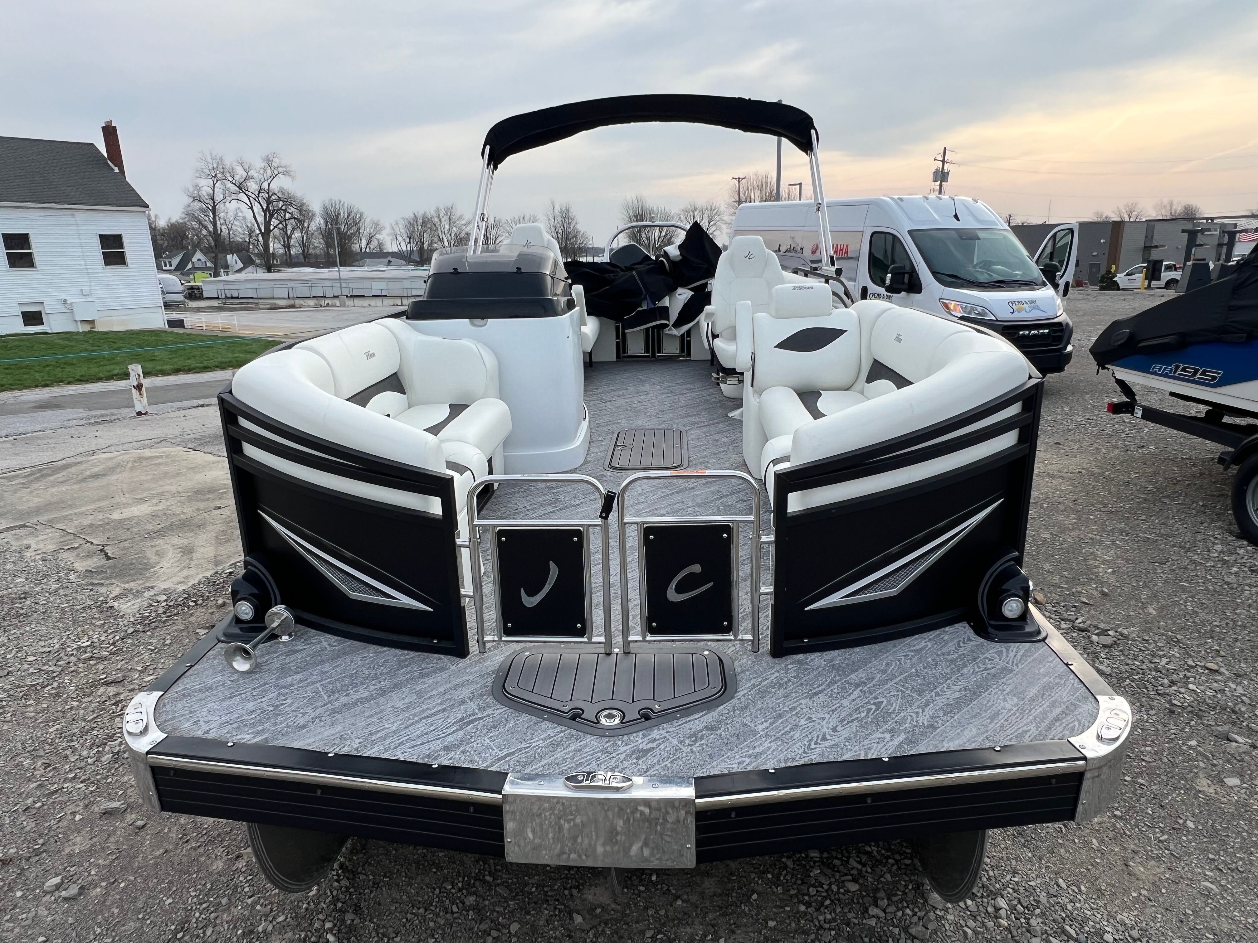 2025 JC NEPTOON 23TT SPORT - Image 5