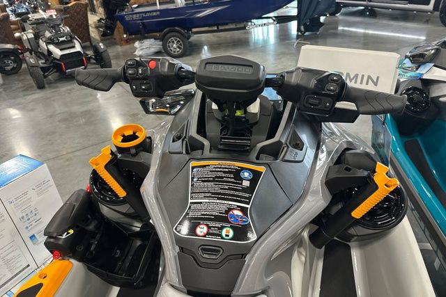 2026 Sea-Doo PWC FISHP T 170 AUD GY IBR IDF 26 - 27