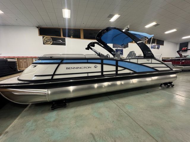 2025 Bennington Q Swingback 25 QSBA