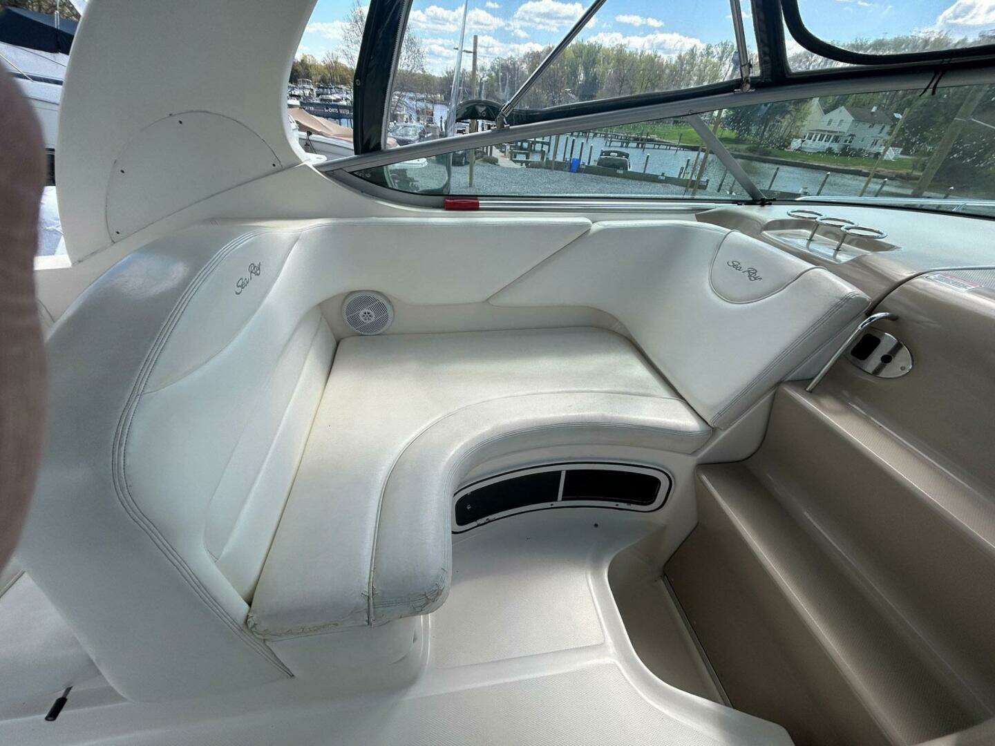 2004 Sea Ray 280 Sundancer - Image 10