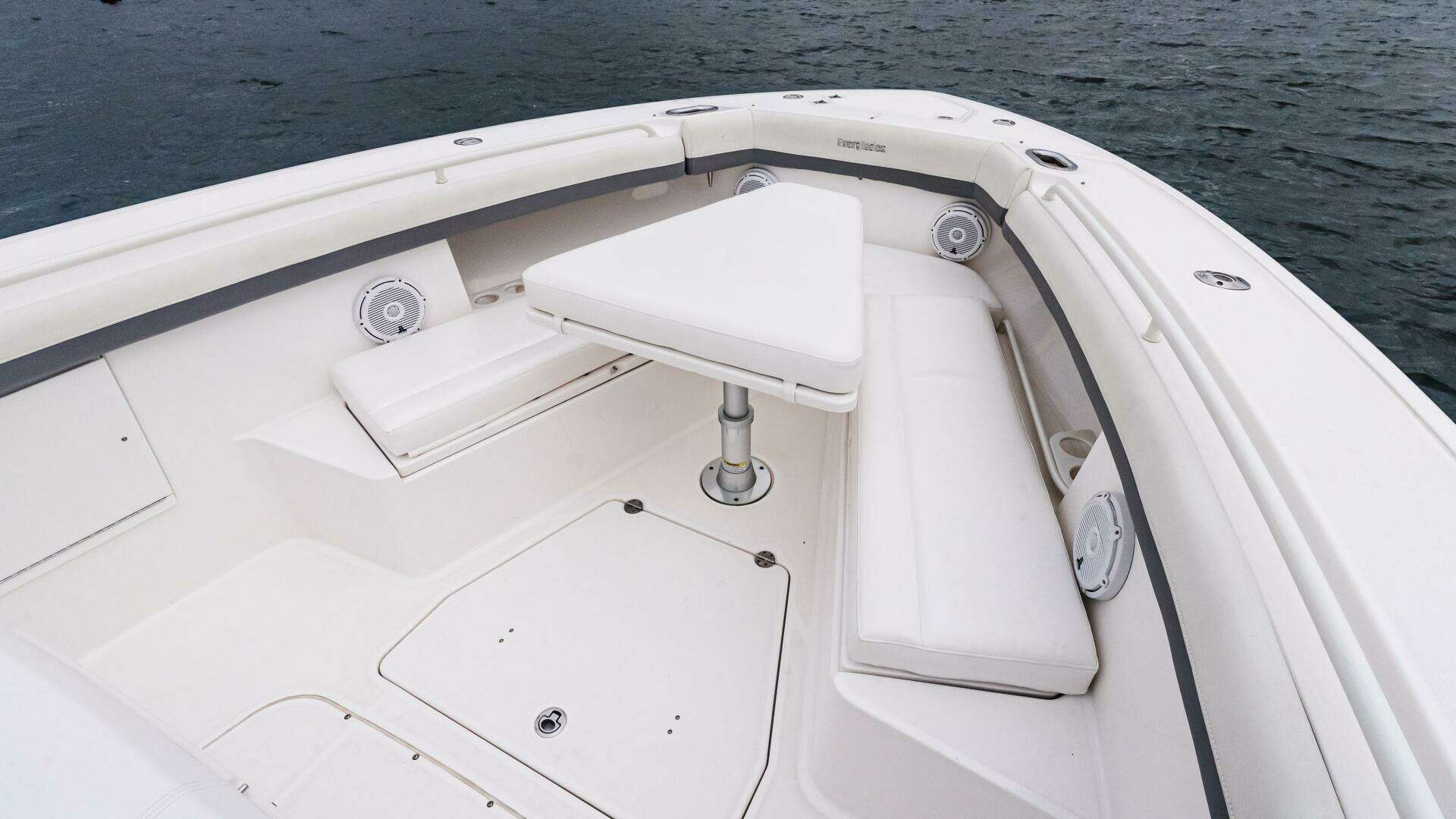 2017 Everglades 435 CC - Image 41