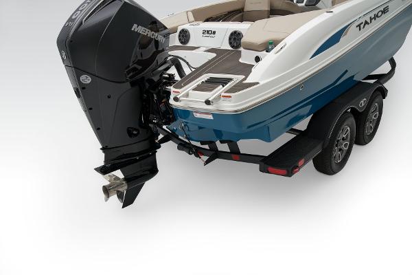 2026 Tahoe 210 S - 65