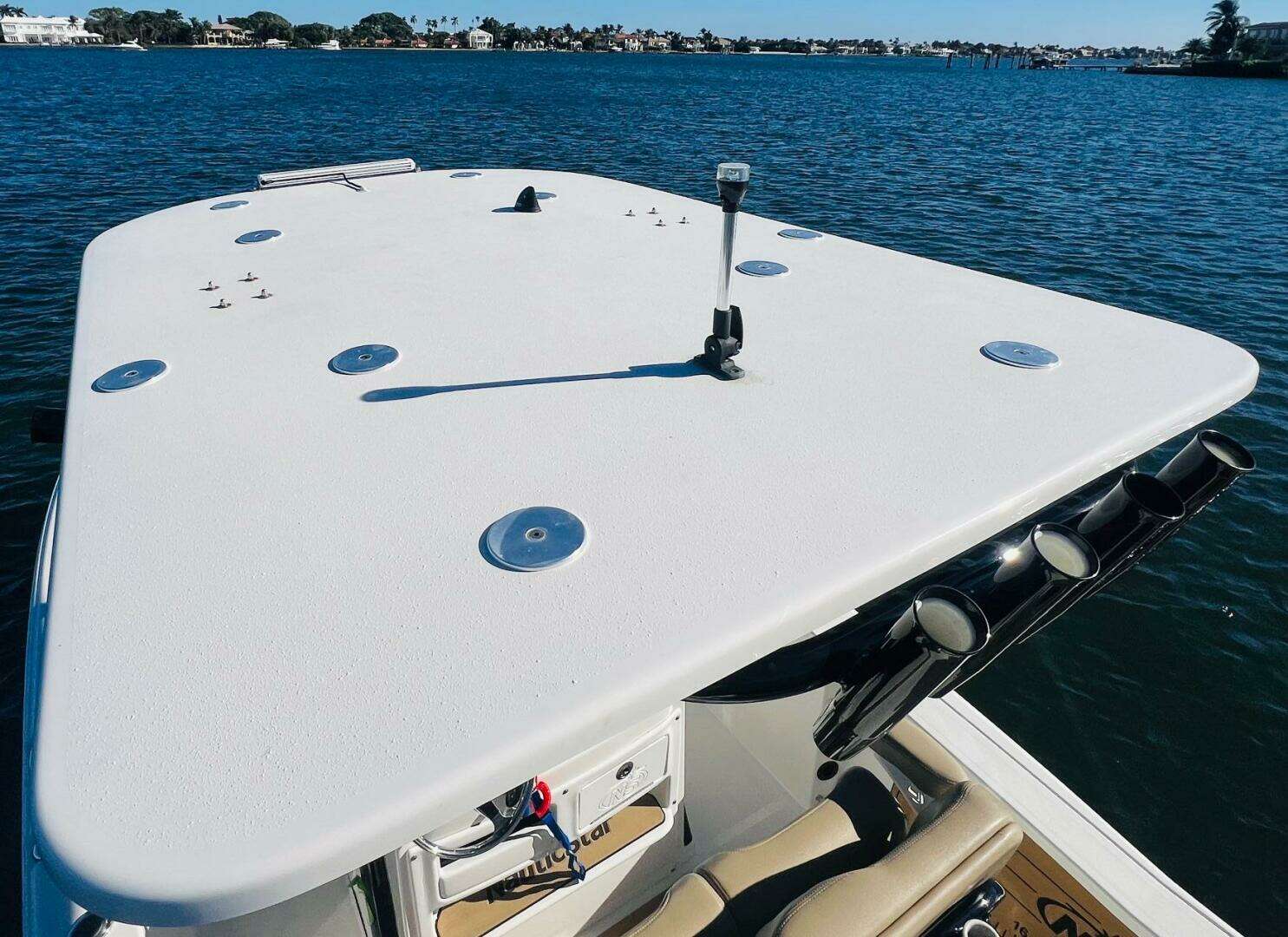 2020 NauticStar 251 Hybrid - Image 39