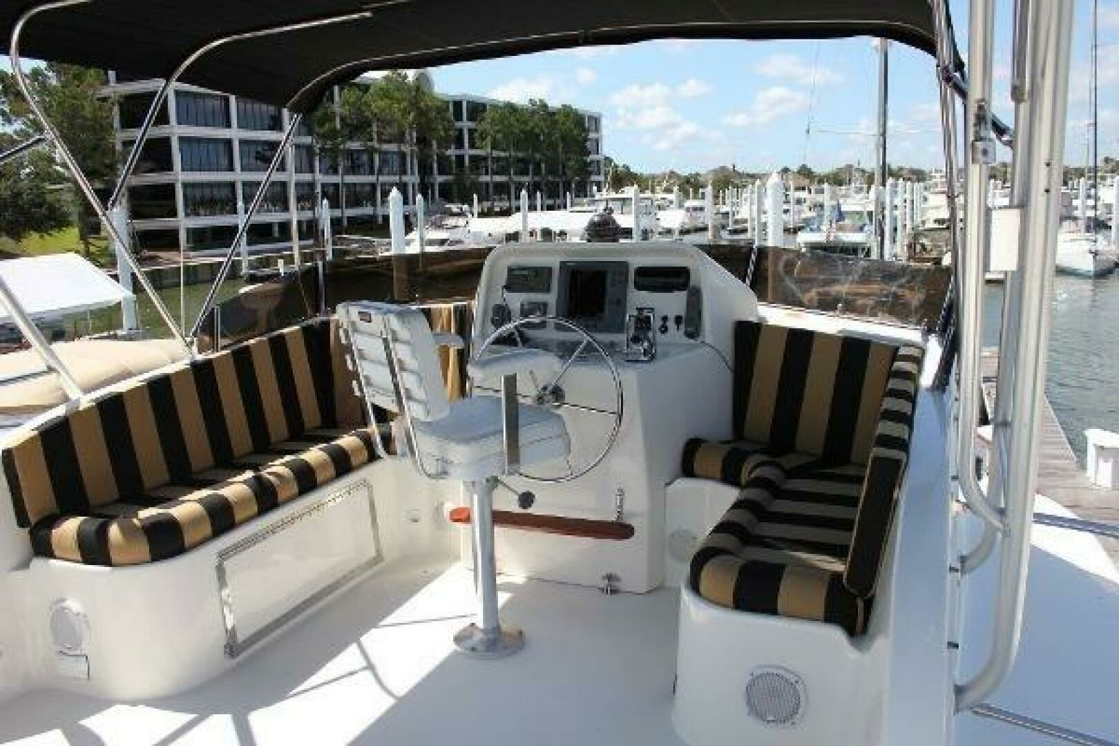 1965 Hatteras Motor Yacht - Image 9