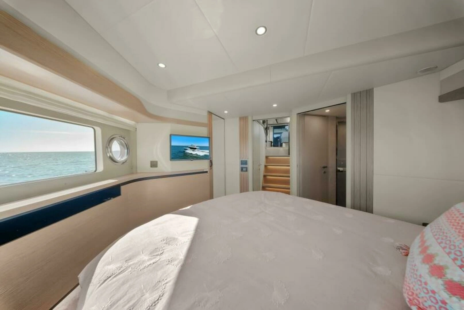 2025 Absolute Navetta 53 - Image 22