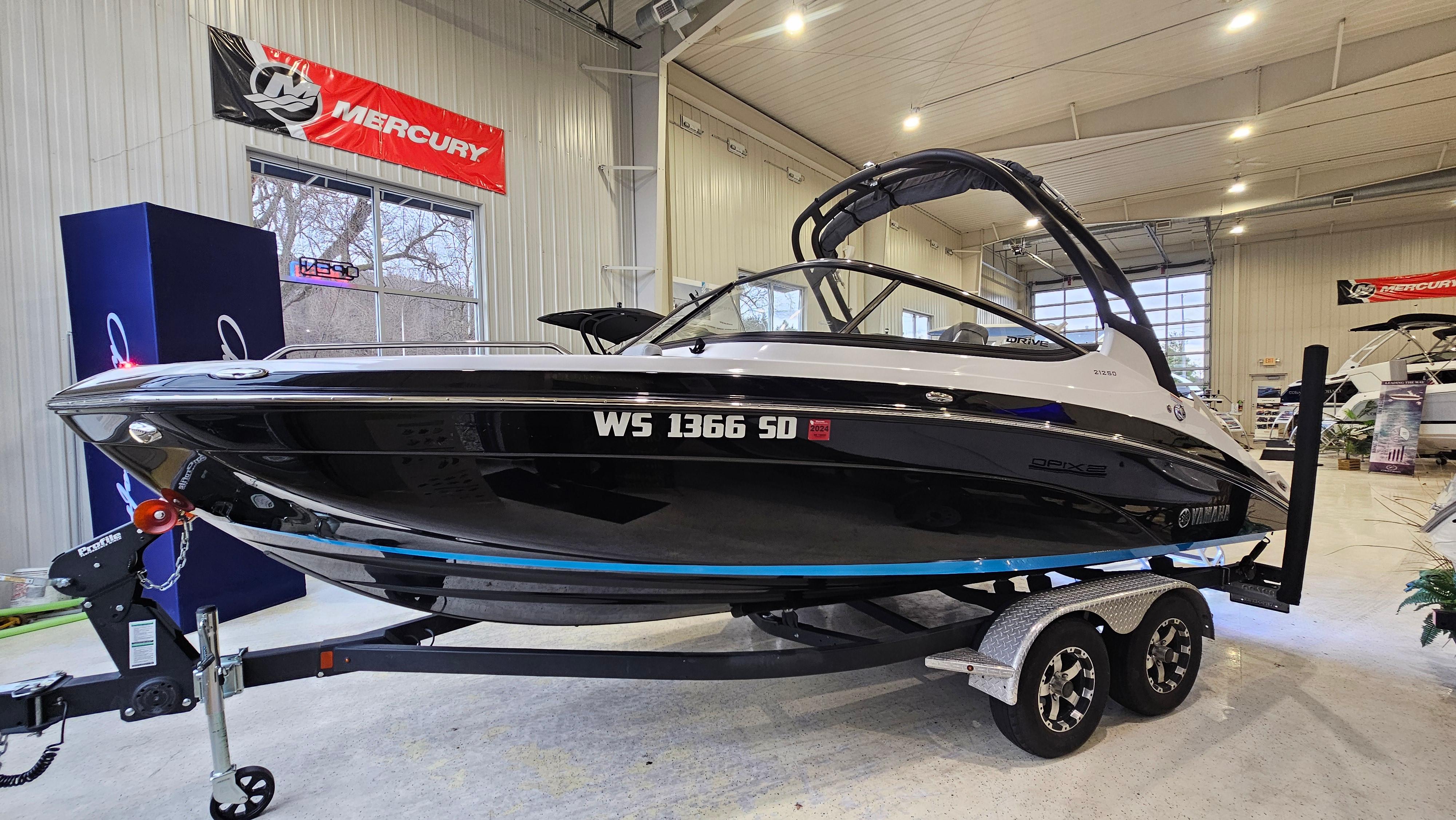 2021 Yamaha Boats 212SD