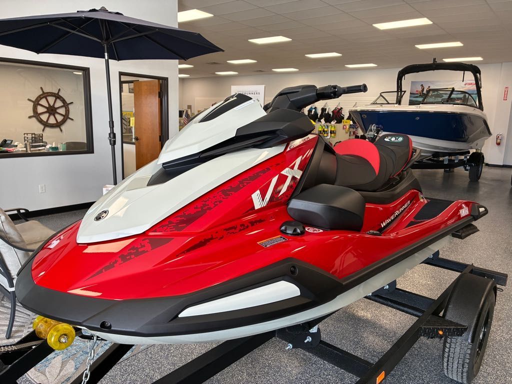 2026 Yamaha Boats VX Cruiser w/ Audio