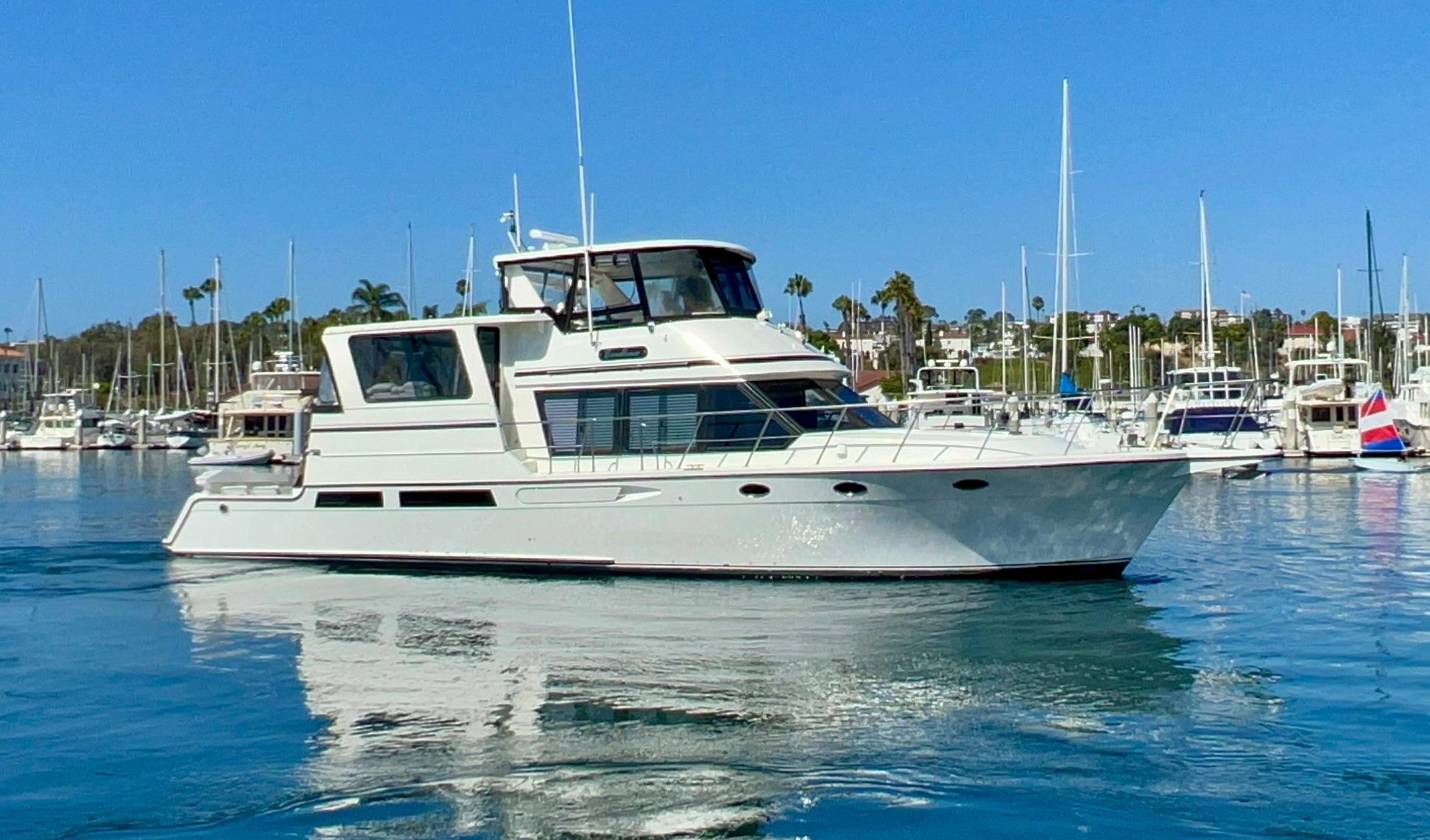 1996 Del Rey Cockpit Motoryacht