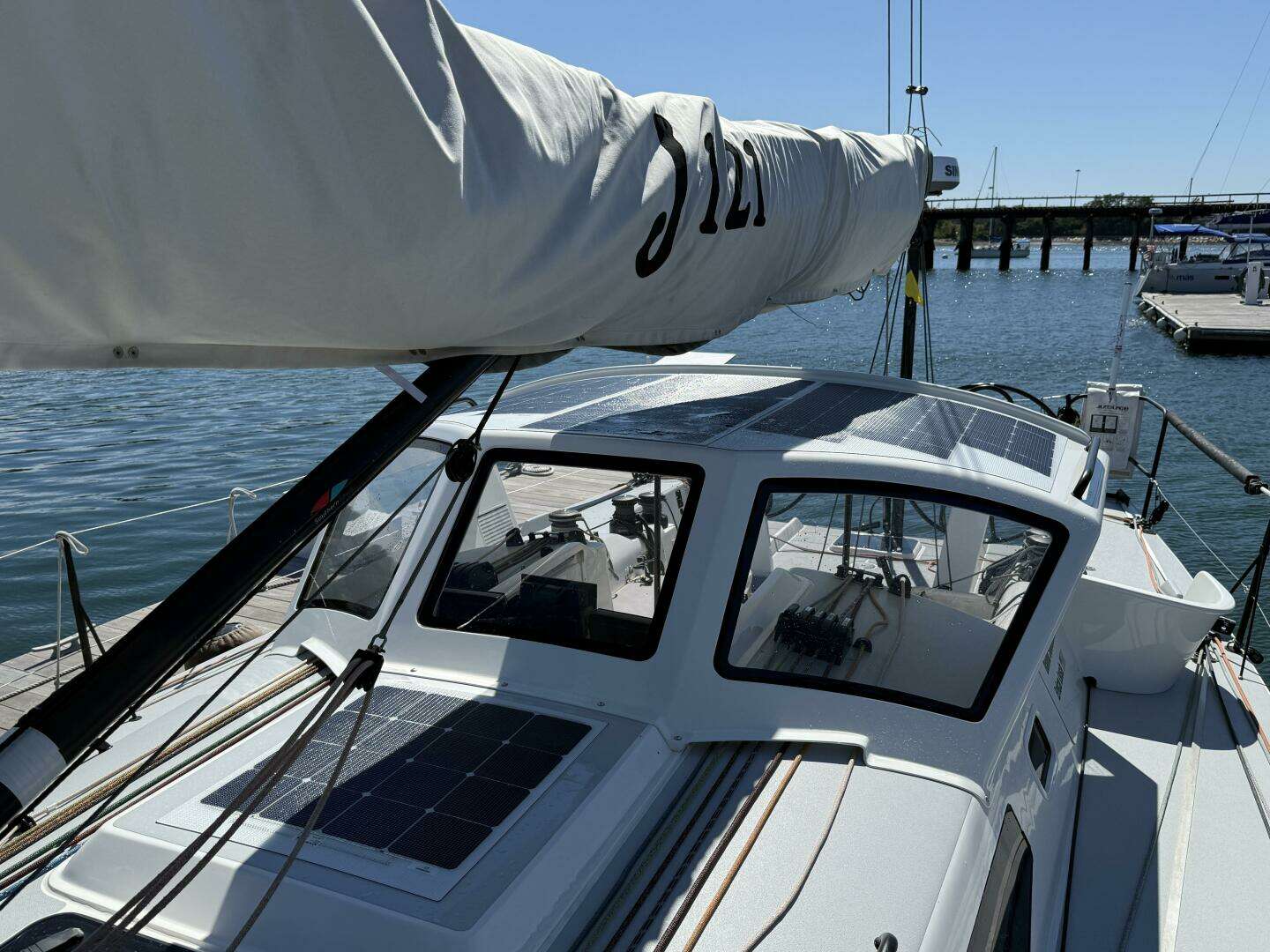 2018 J Boats J121 - Image 13