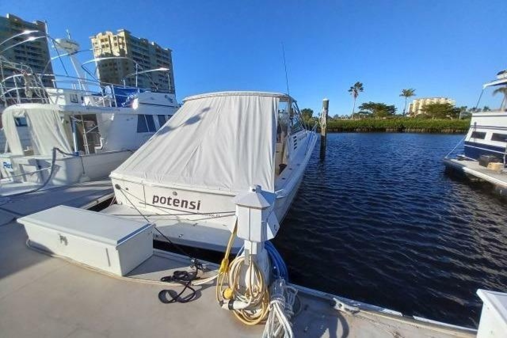 1997 Sea Ray 370 Express Cruiser - Image 76