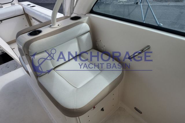 2012 Pursuit Boats 265 DC - 11