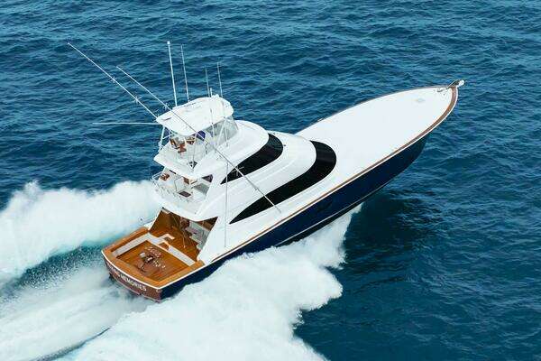 2026 Viking 82 Sky Bridge