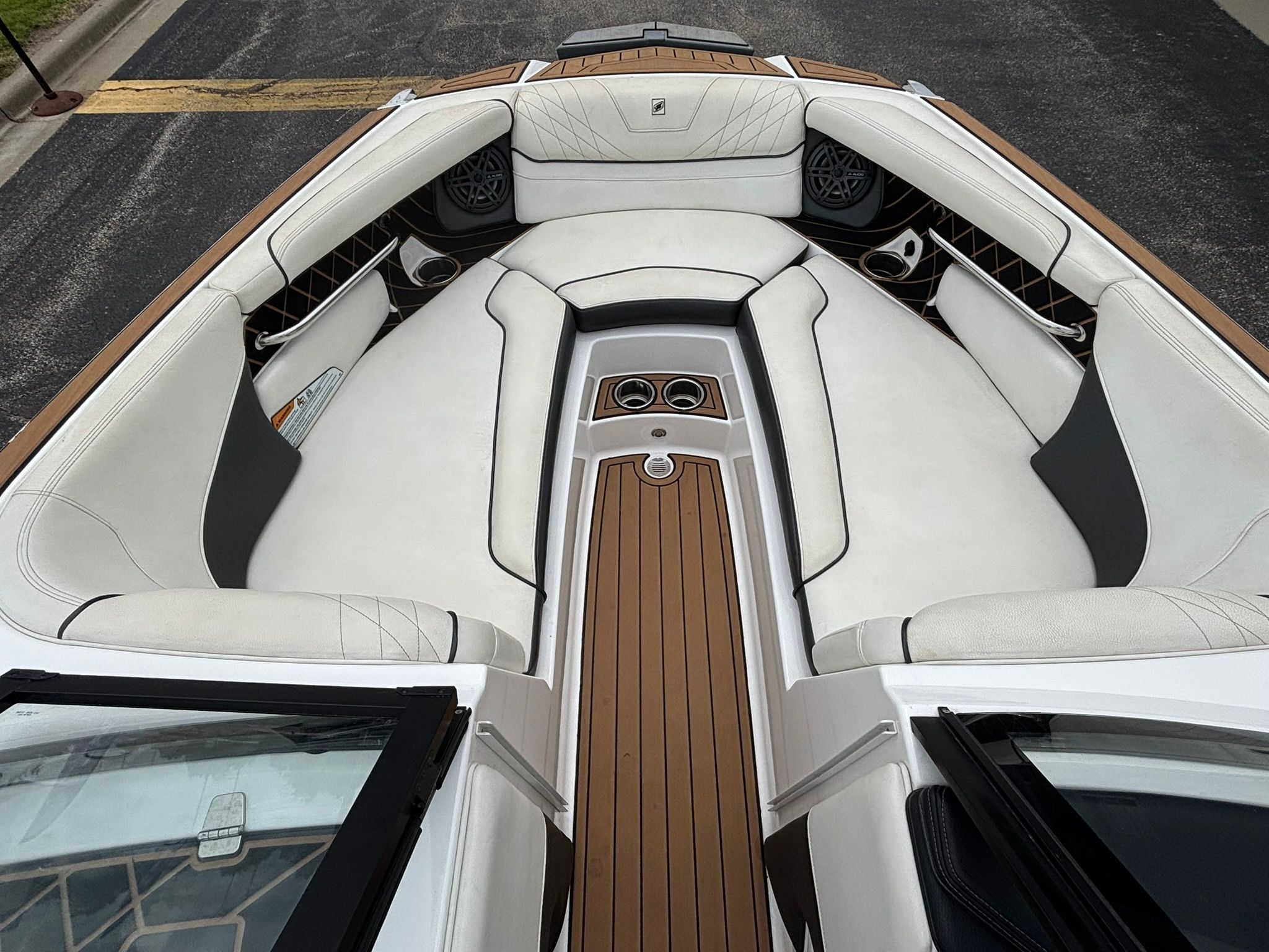 2020 Nautique GS24 - 10