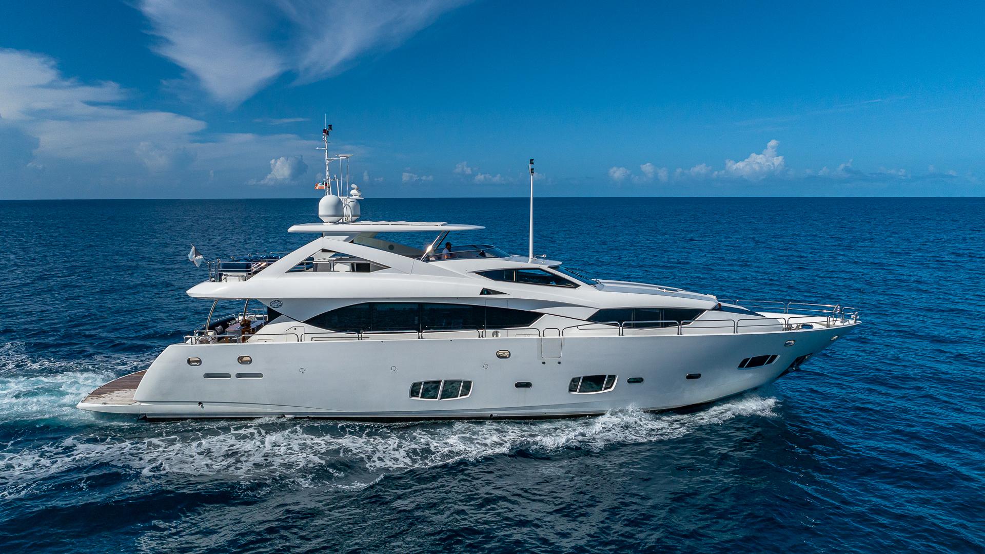 2010 Sunseeker 30 Metre Yacht