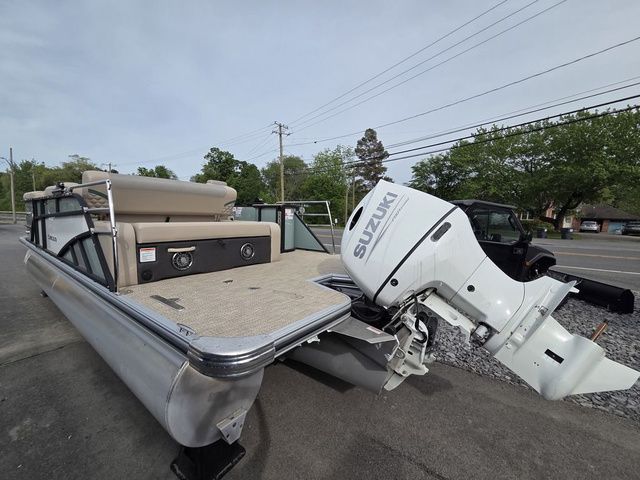 2026 Crest Conquest 230 SLS Tri-Toon 200hp, Trailer and Exten - 9