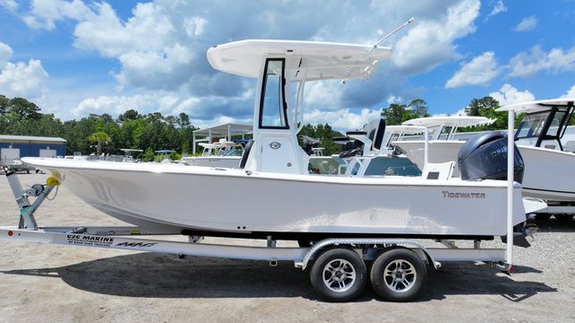 2026 Tidewater 2210 Carolina Bay