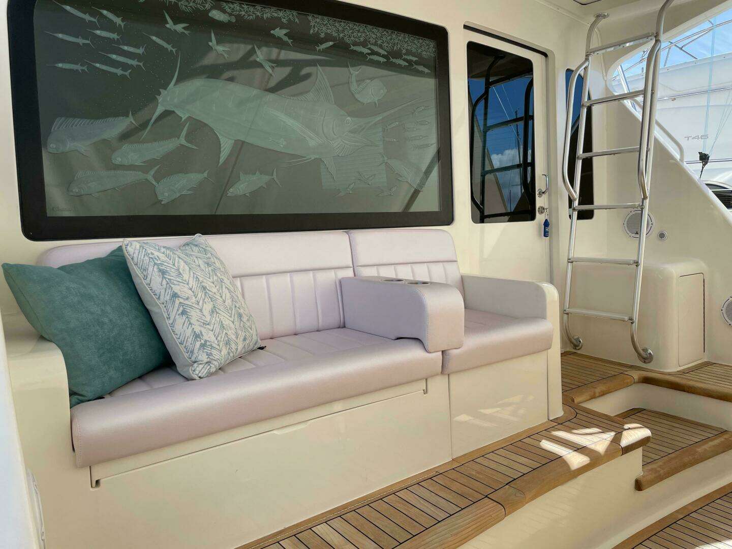 2007 Viking 52 Convertible - Image 29