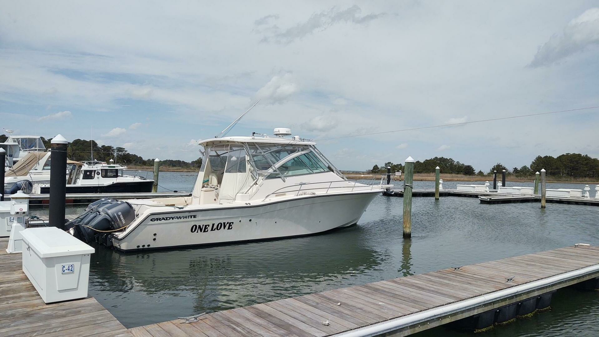 2006 Grady-White Express 360 - Image 2