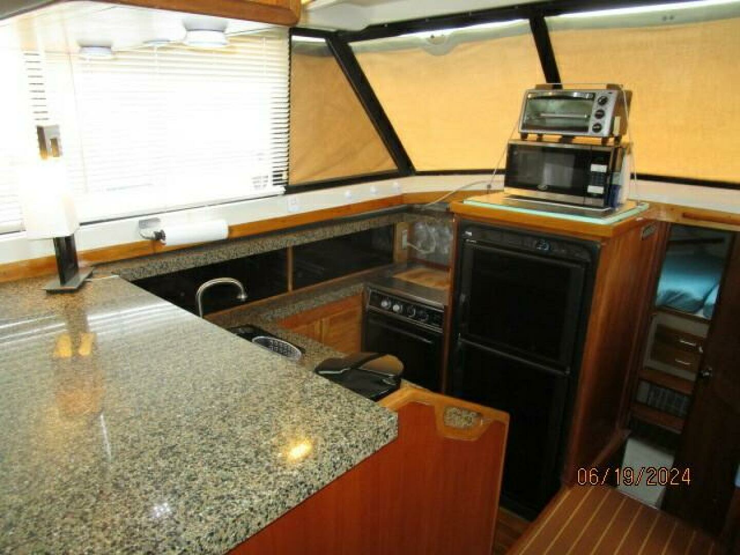 1984 Mainship 40DC - Image 43