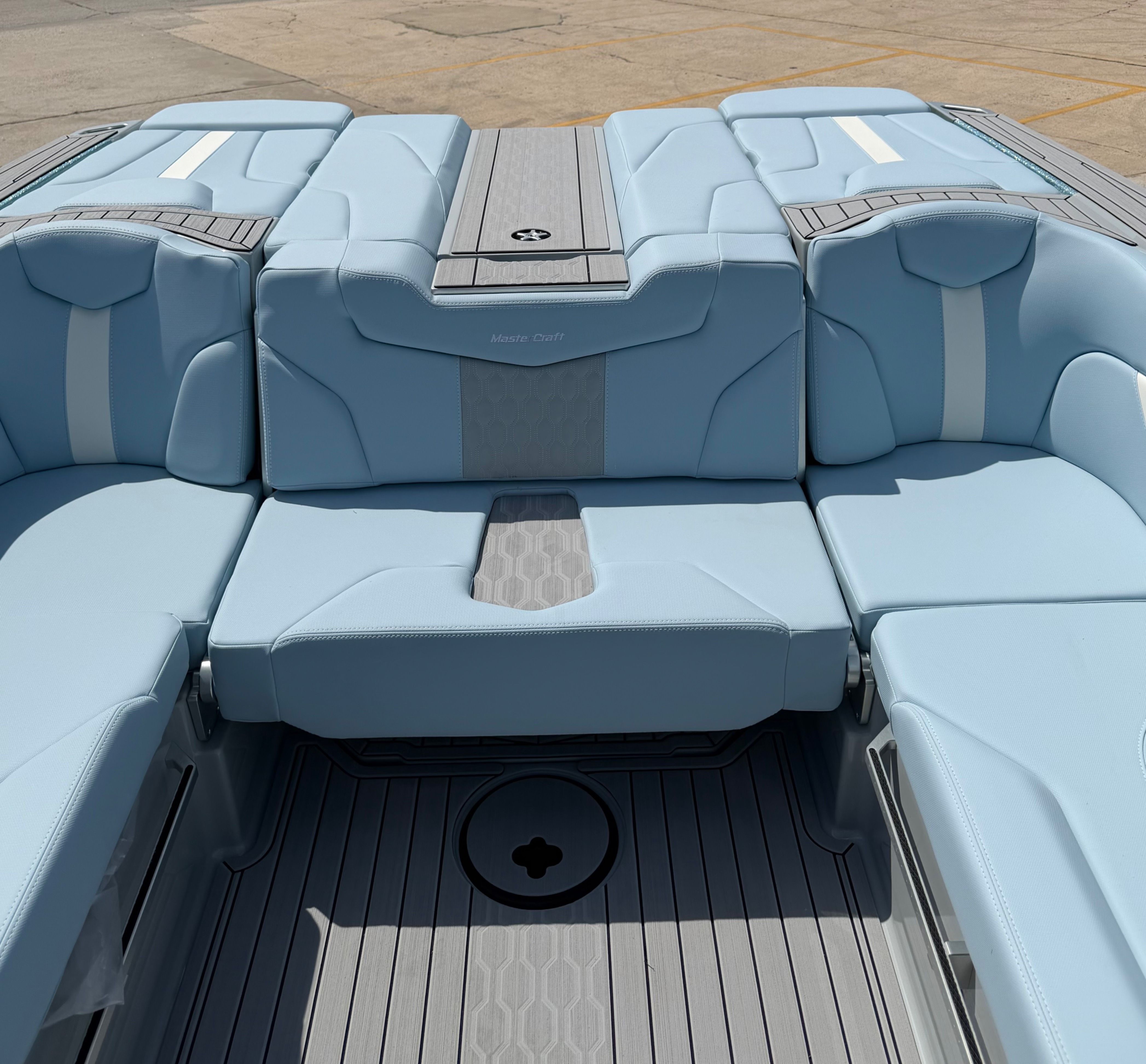 2026 MasterCraft XT24 - 22