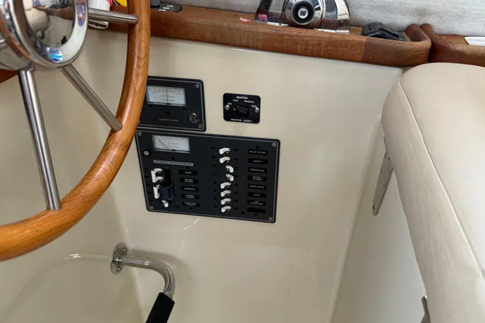 2008 Ranger Tugs R-25 - Image 10