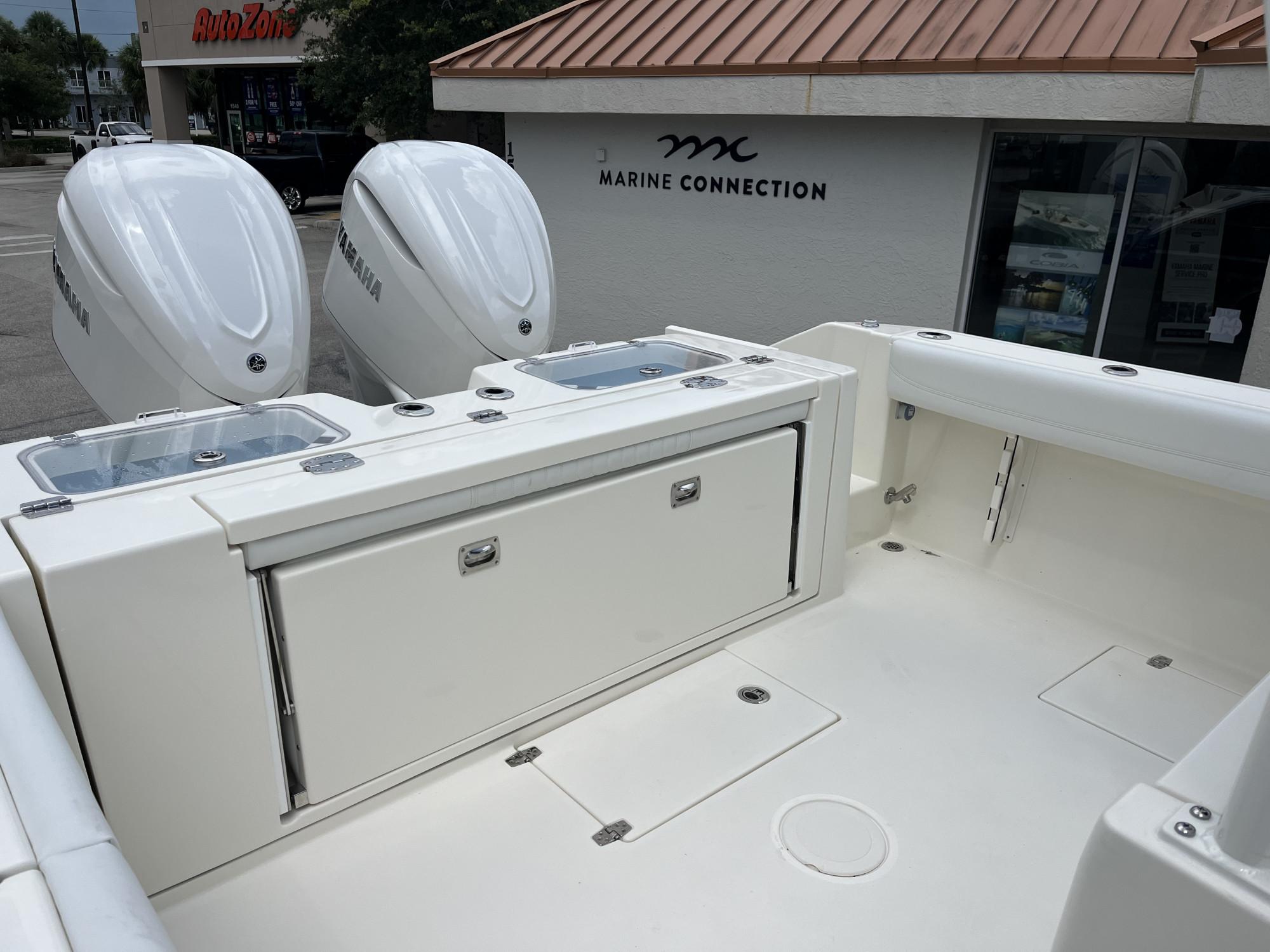 2025 Cobia 320 Center Console - 27