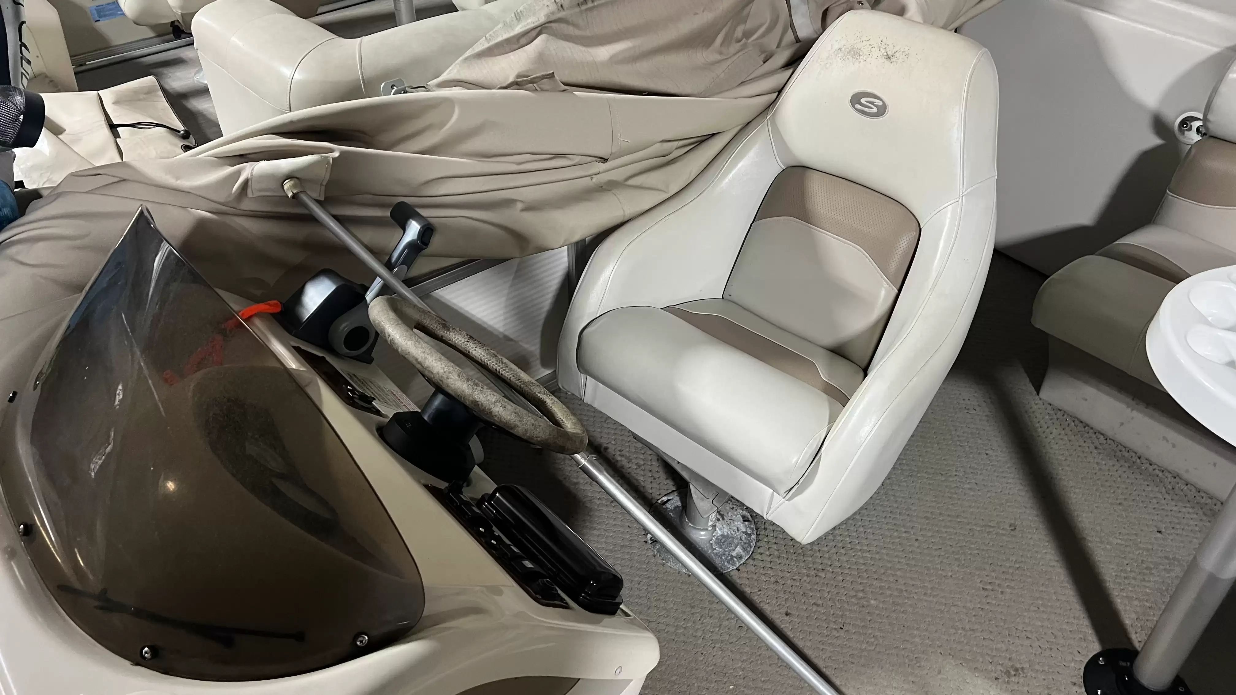 2005 Smoker Craft Sun cruiser - 6