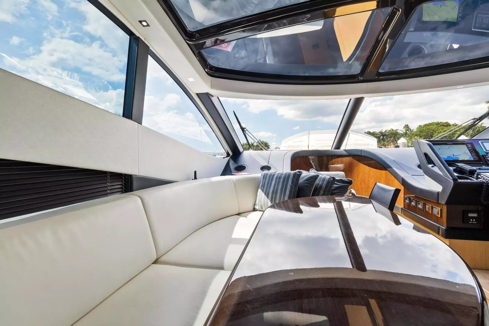 2018 Sunseeker Predator 68 - Image 22