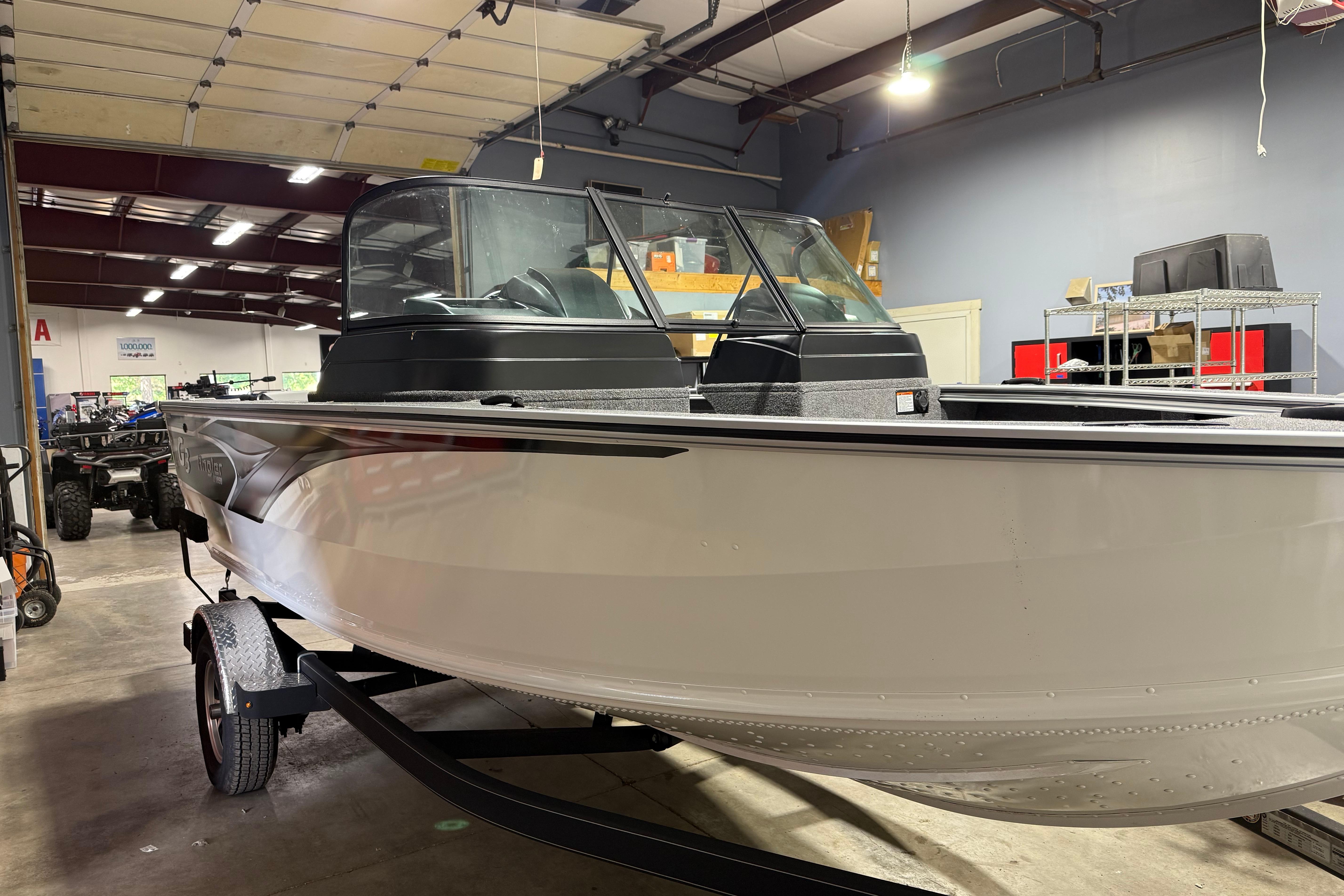 2025 G3 Angler V1850 SF