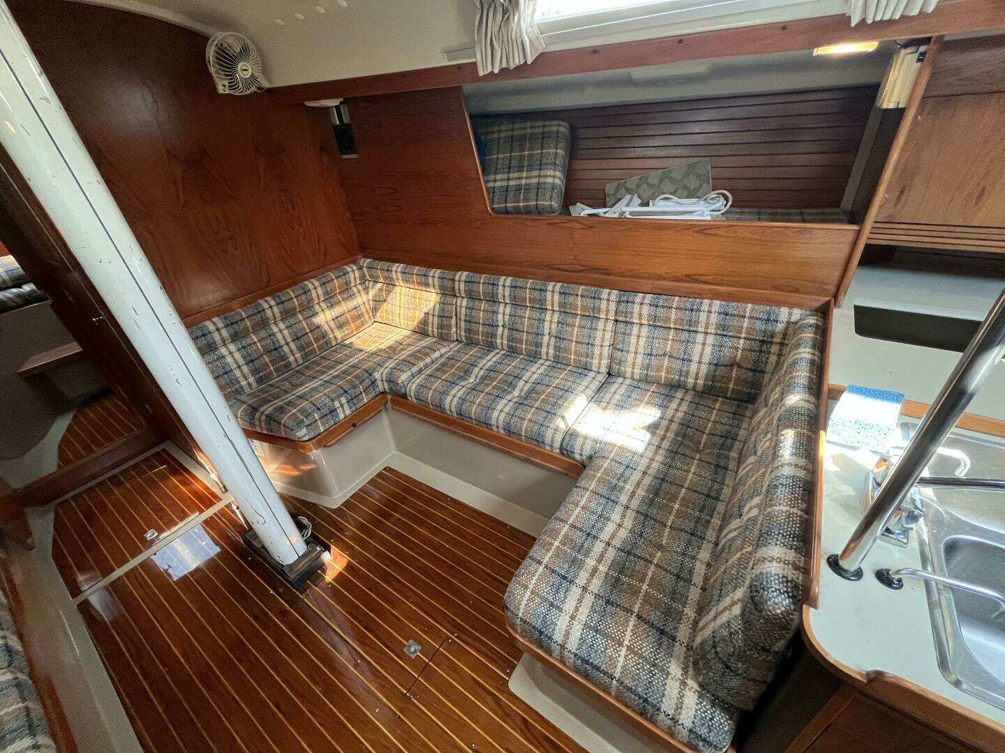 1984 C&C 41 - Image 32