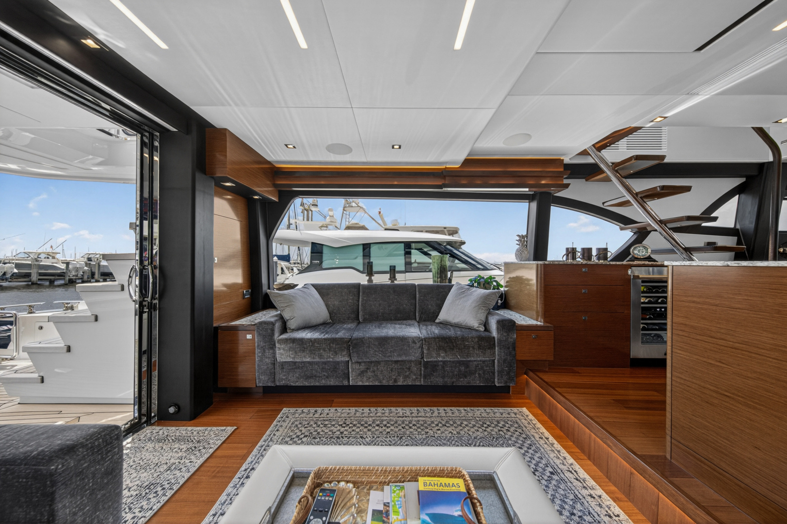 2021 Ocean Alexander 70E - Image 16