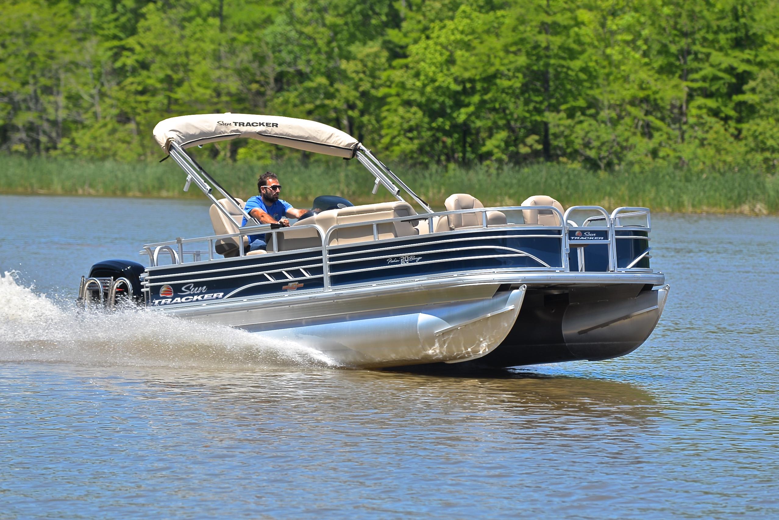 2023 Sun Tracker Fishin' Barge 20 DLX