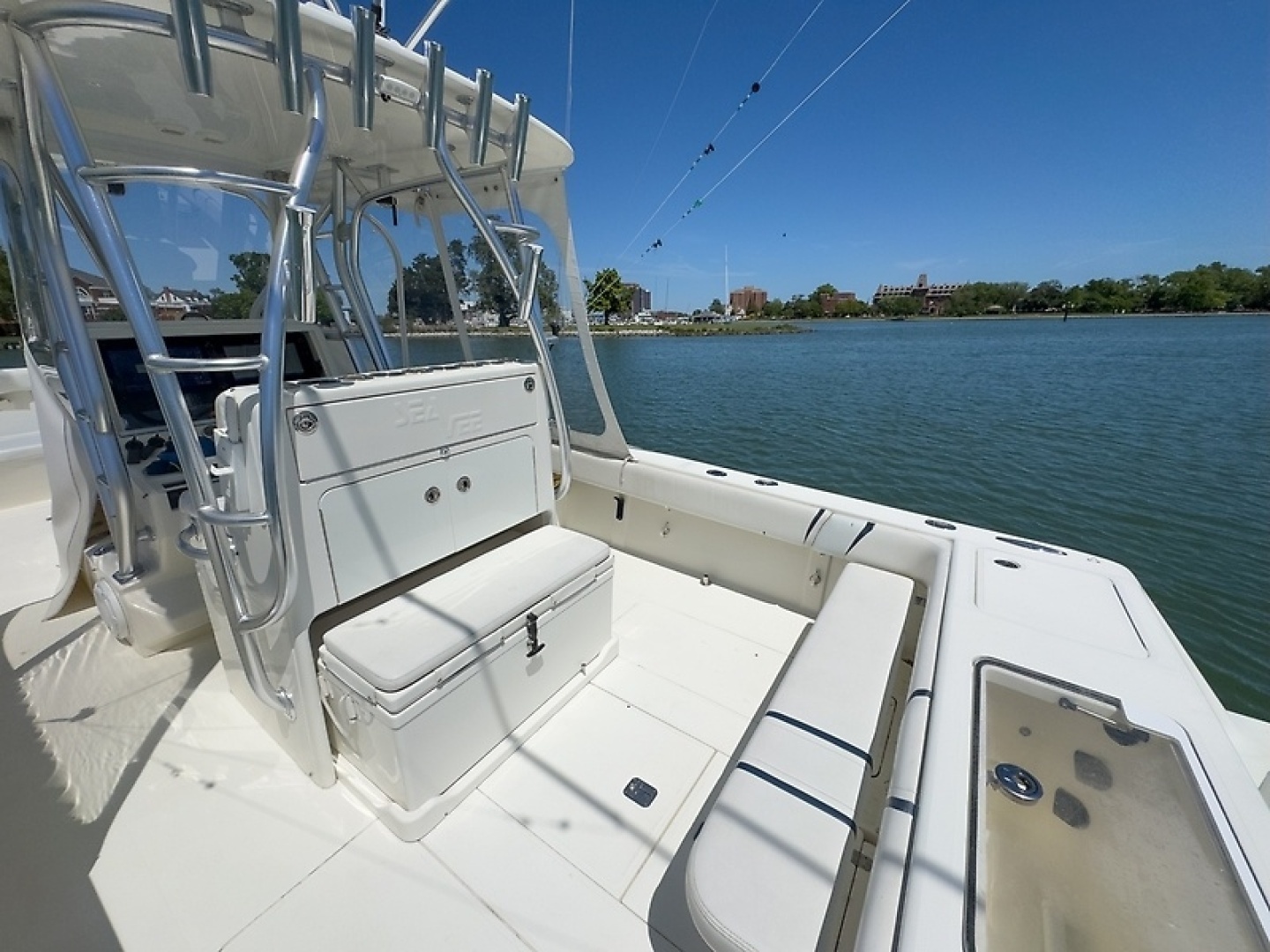2014 SeaVee 340B - Image 4