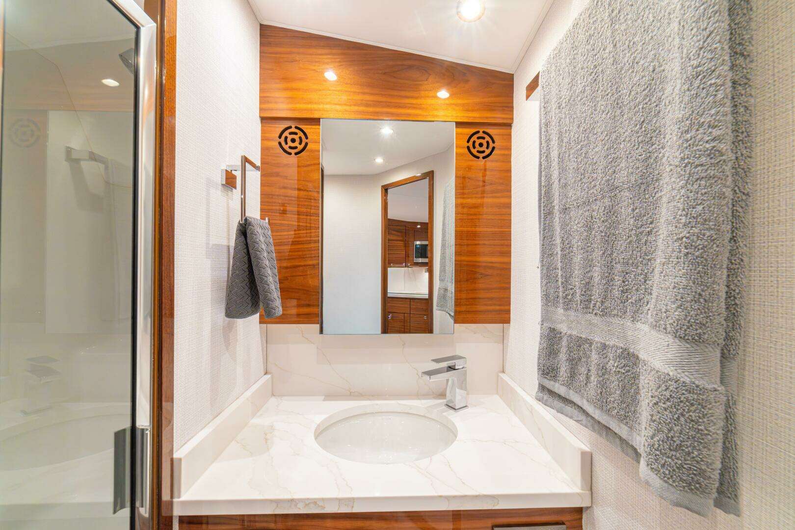 2025 Viking 46 Billfish - Image 55