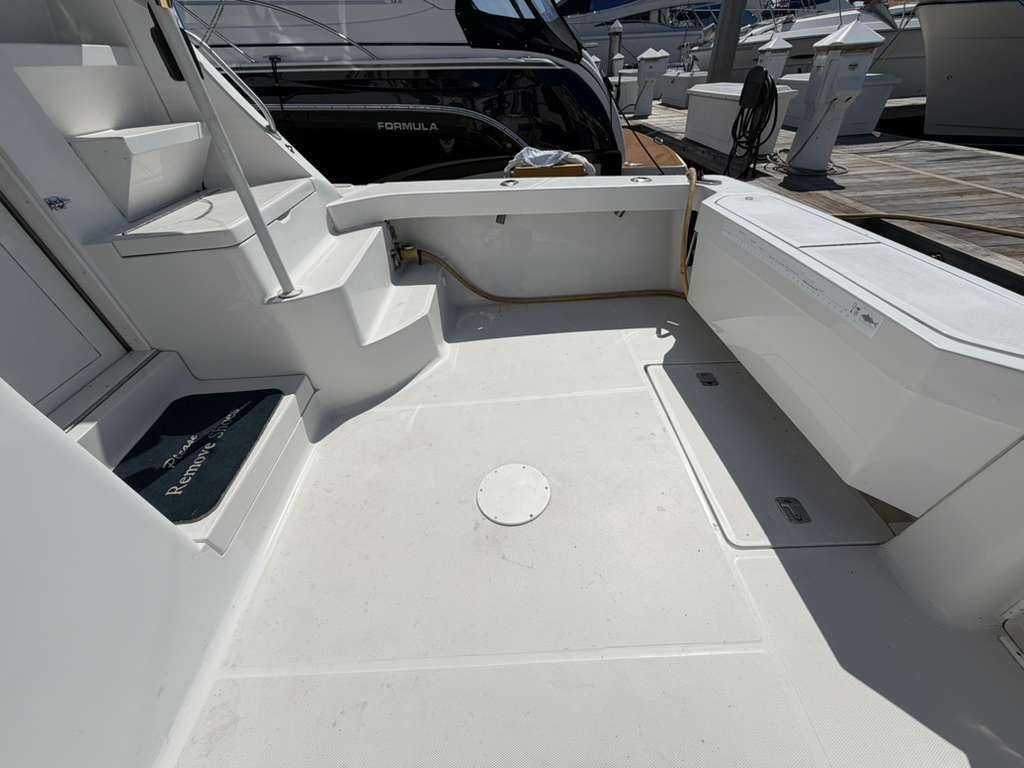 2000 Luhrs Tournament 340 Convertible - 5