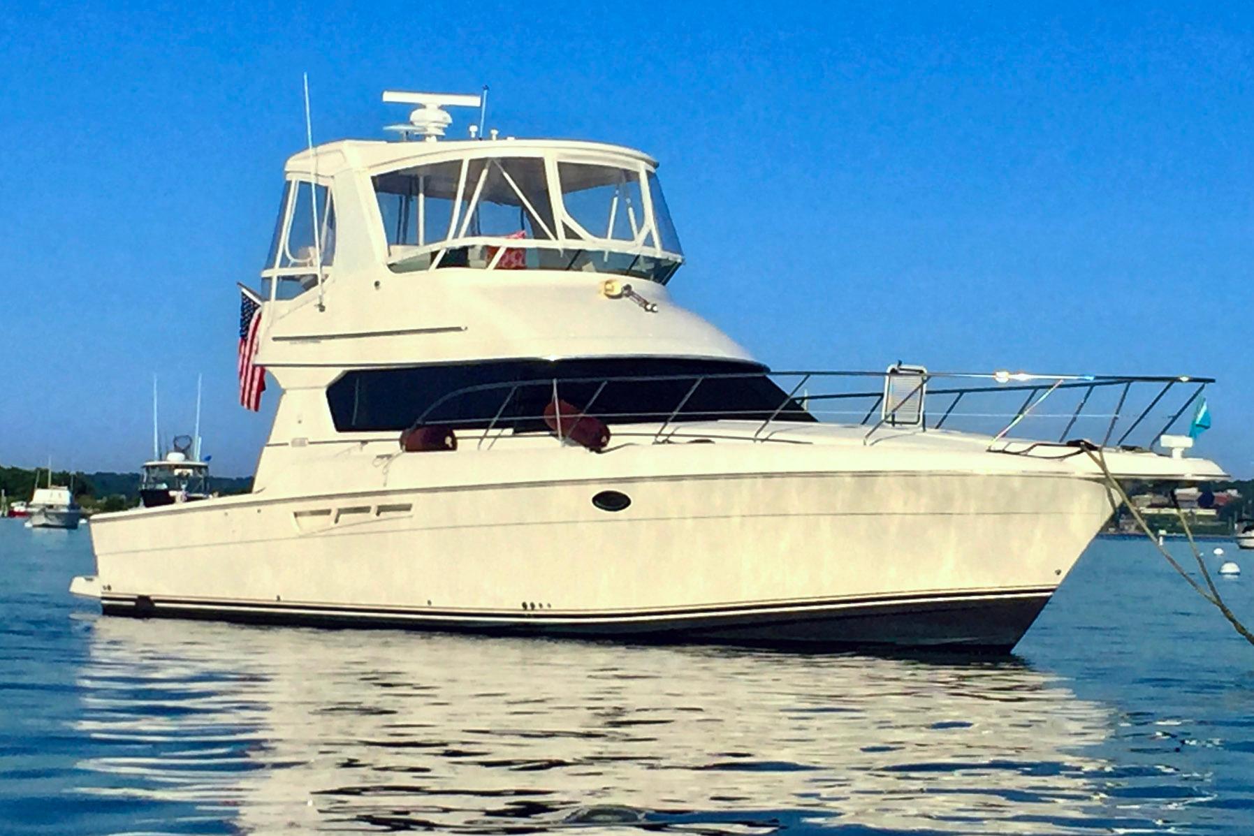 2001 Silverton 42 Convertible