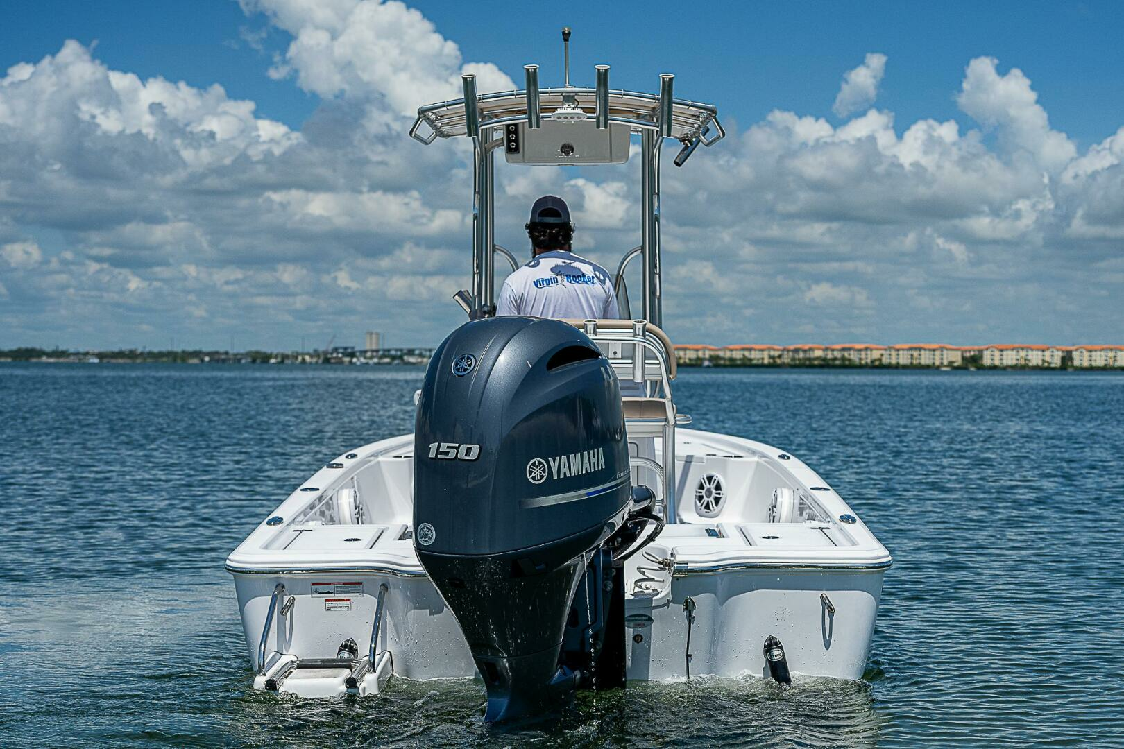 2020 Sportsman Tournament 214 Bay Boat - Image 5