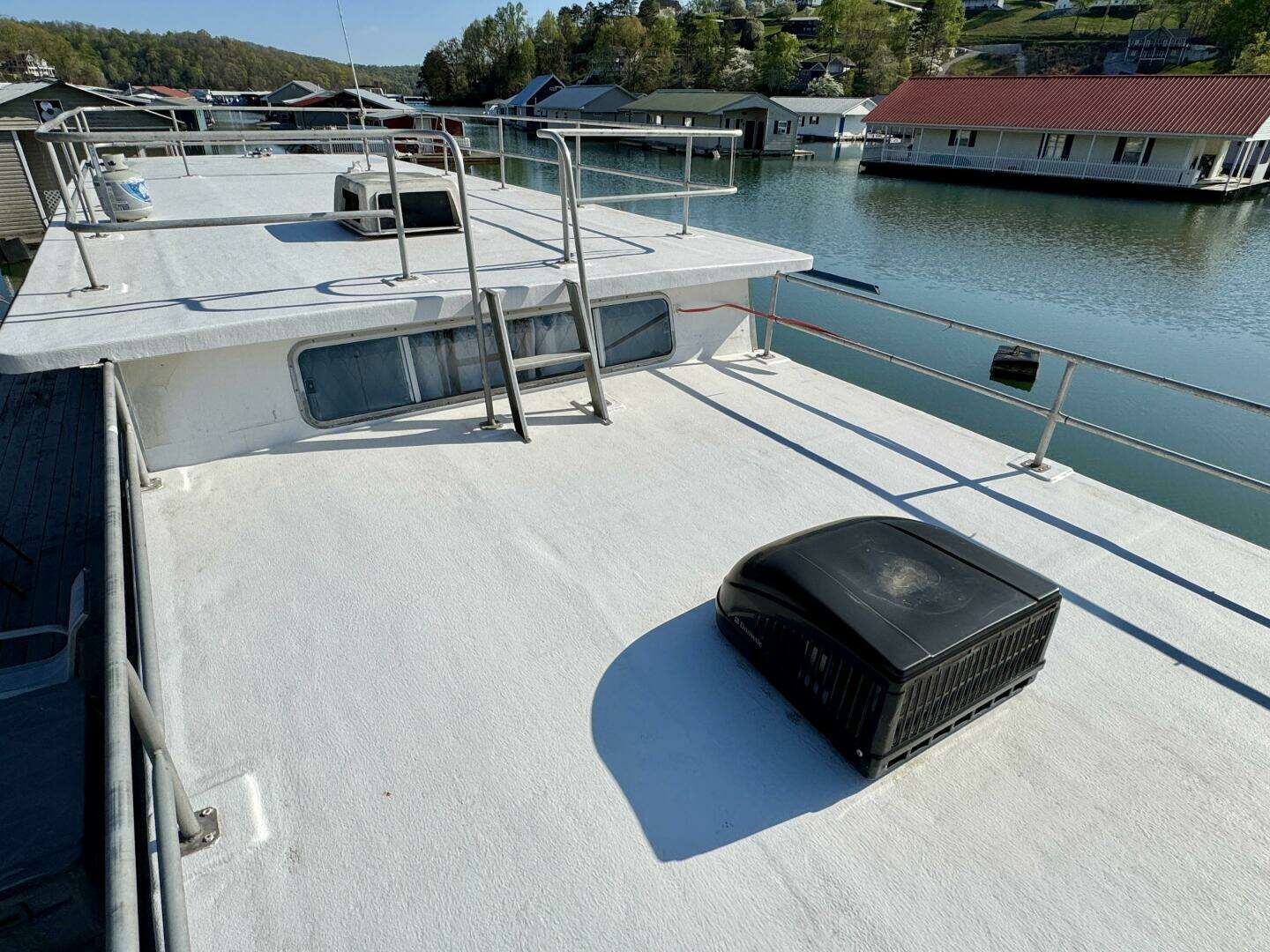 1977 Sumerset 14 x 58 Aluminum Hull Houseboat with Catwalks - Image 81
